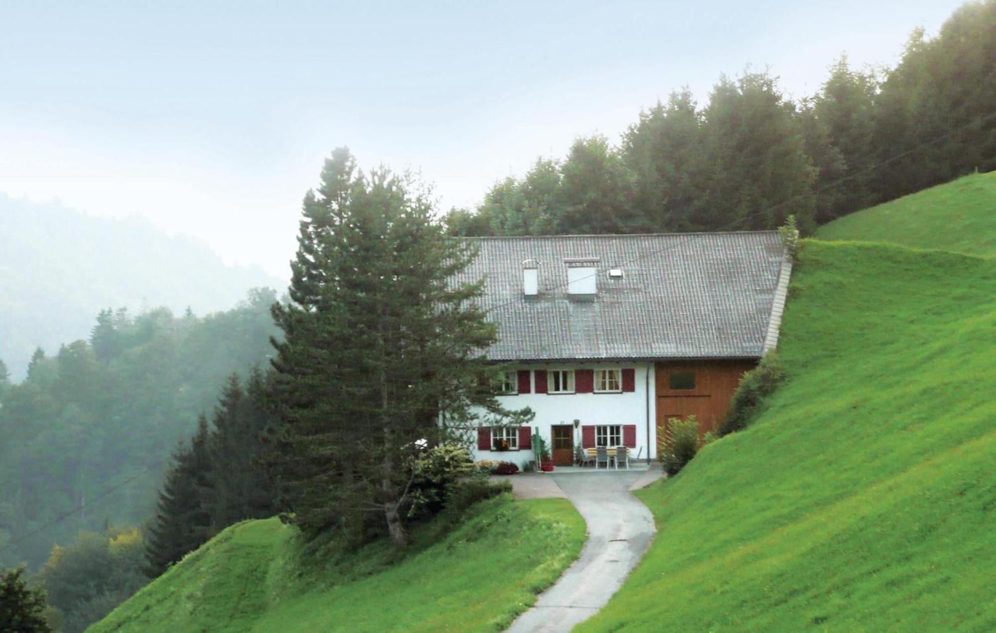 Ferienwohnung In Ruhiger Lage Blons  ภายนอก รูปภาพ